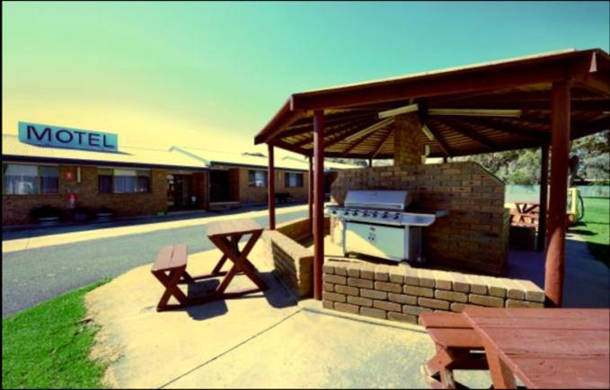 Marlo Caravan Park & Motel Εξωτερικό φωτογραφία